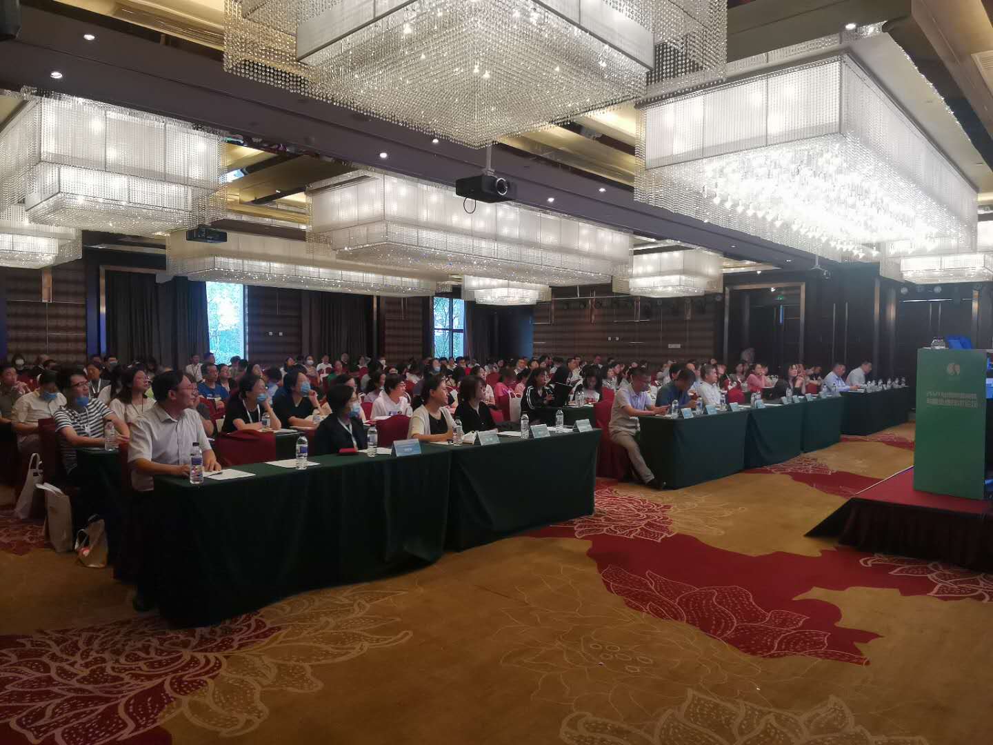 中儀宇盛新品亮相全國樣品制備與前處理技術(shù)論壇(圖2) 中儀宇盛新品亮相全國樣品制備與前處理技術(shù)論壇(圖2)